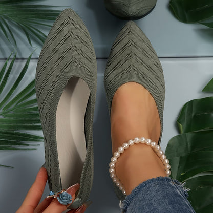 Ballerines plates en maille à bout pointu