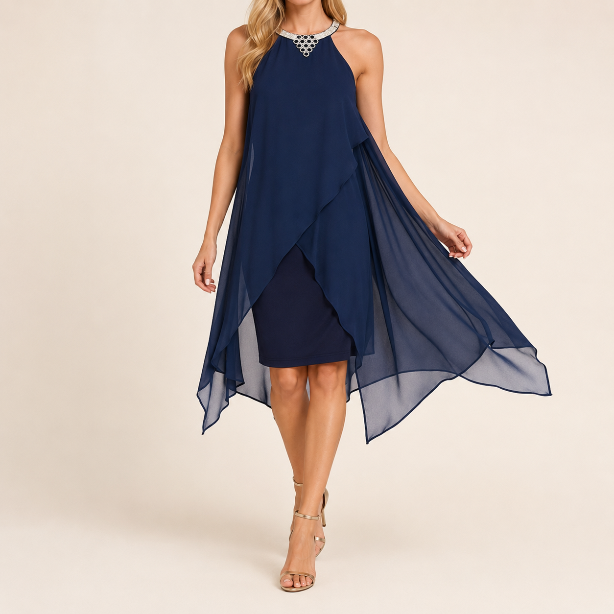 Robe Satinée Dos Nu à Bretelles Fines